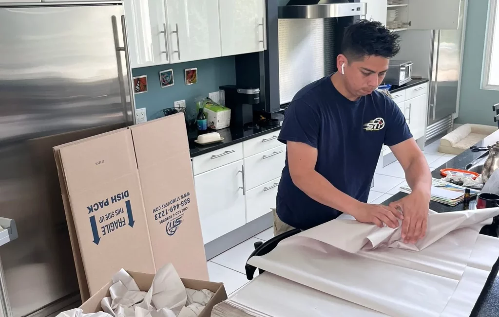 Benefits of Hiring Professional Movers in Phoenix