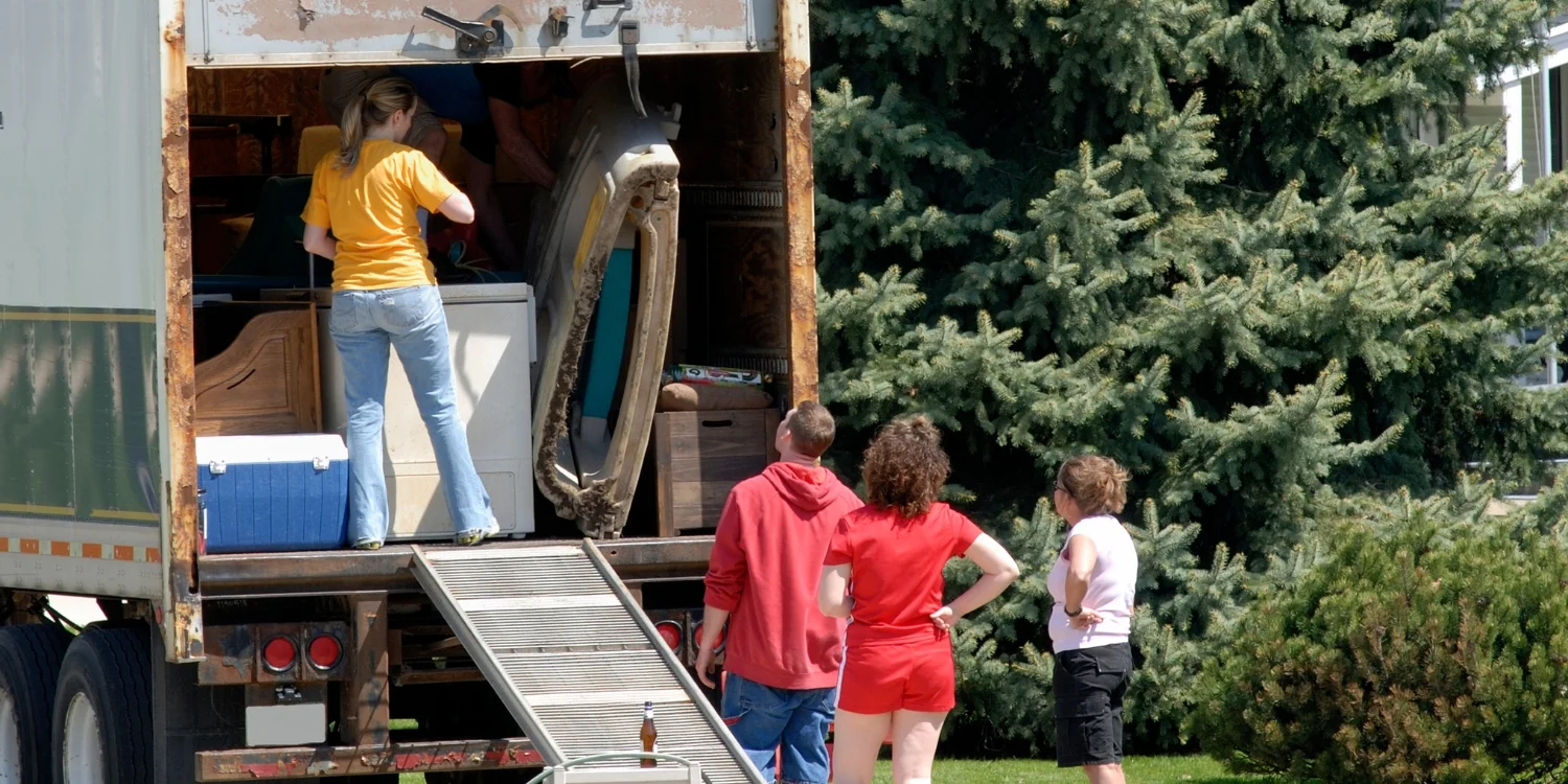 How to Pack a Moving Truck: Essential Tips for a Smooth Move